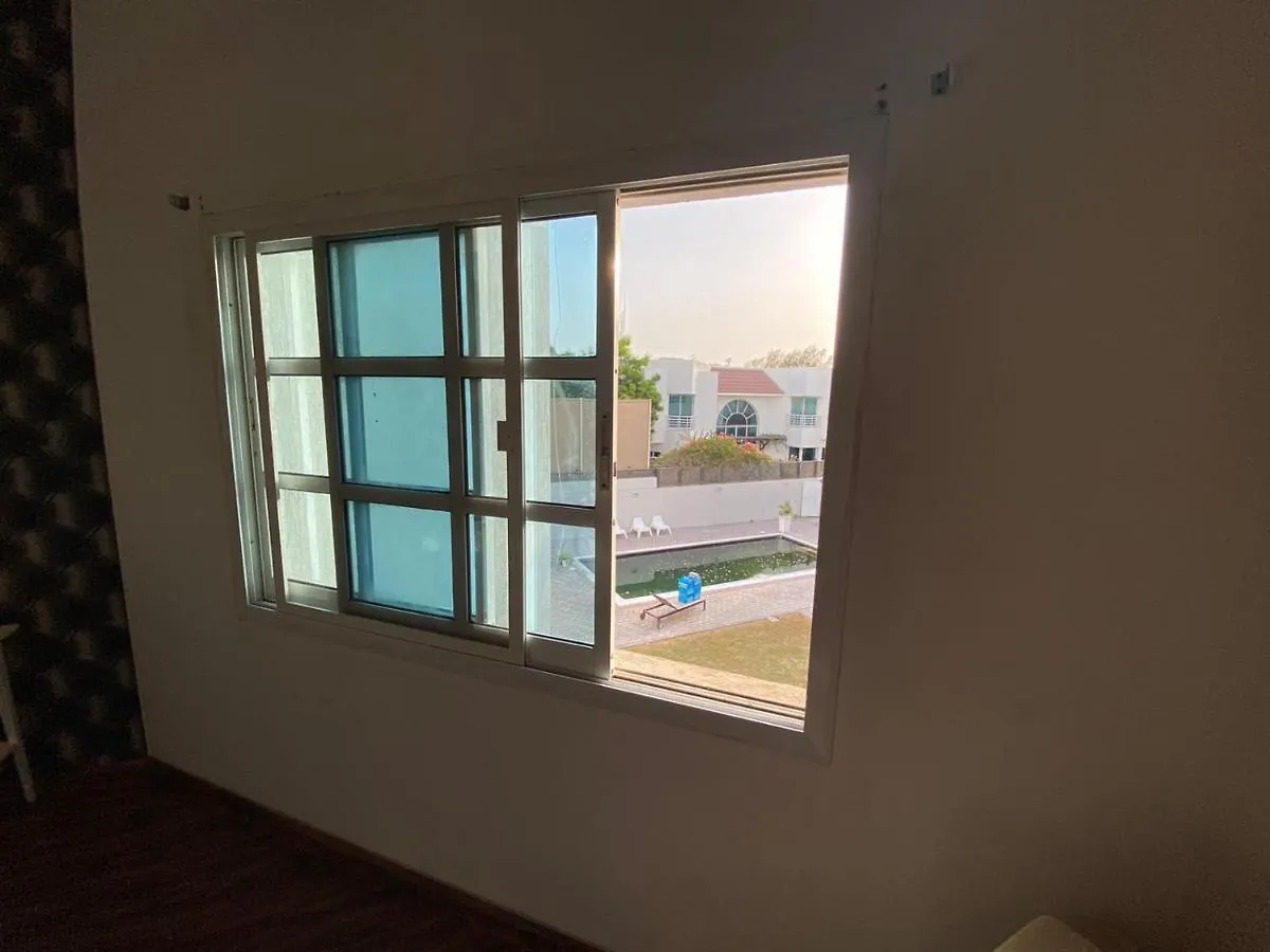 Relaxing Private Rooms In Compound Housing Near Burj Alarab Villa 124 Dubai