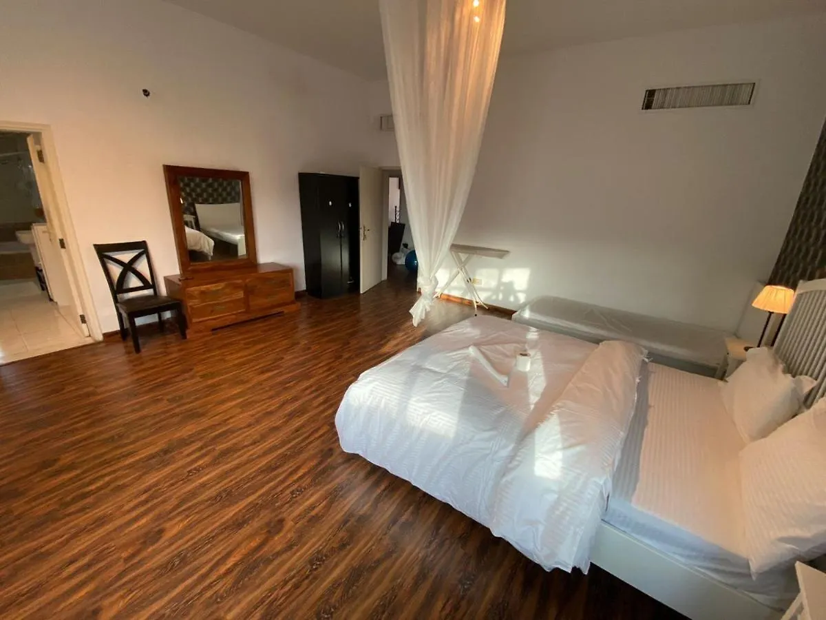 Homestay Relaxing Private Rooms In Compound Housing Near Burj Alarab Villa 124 Dubai