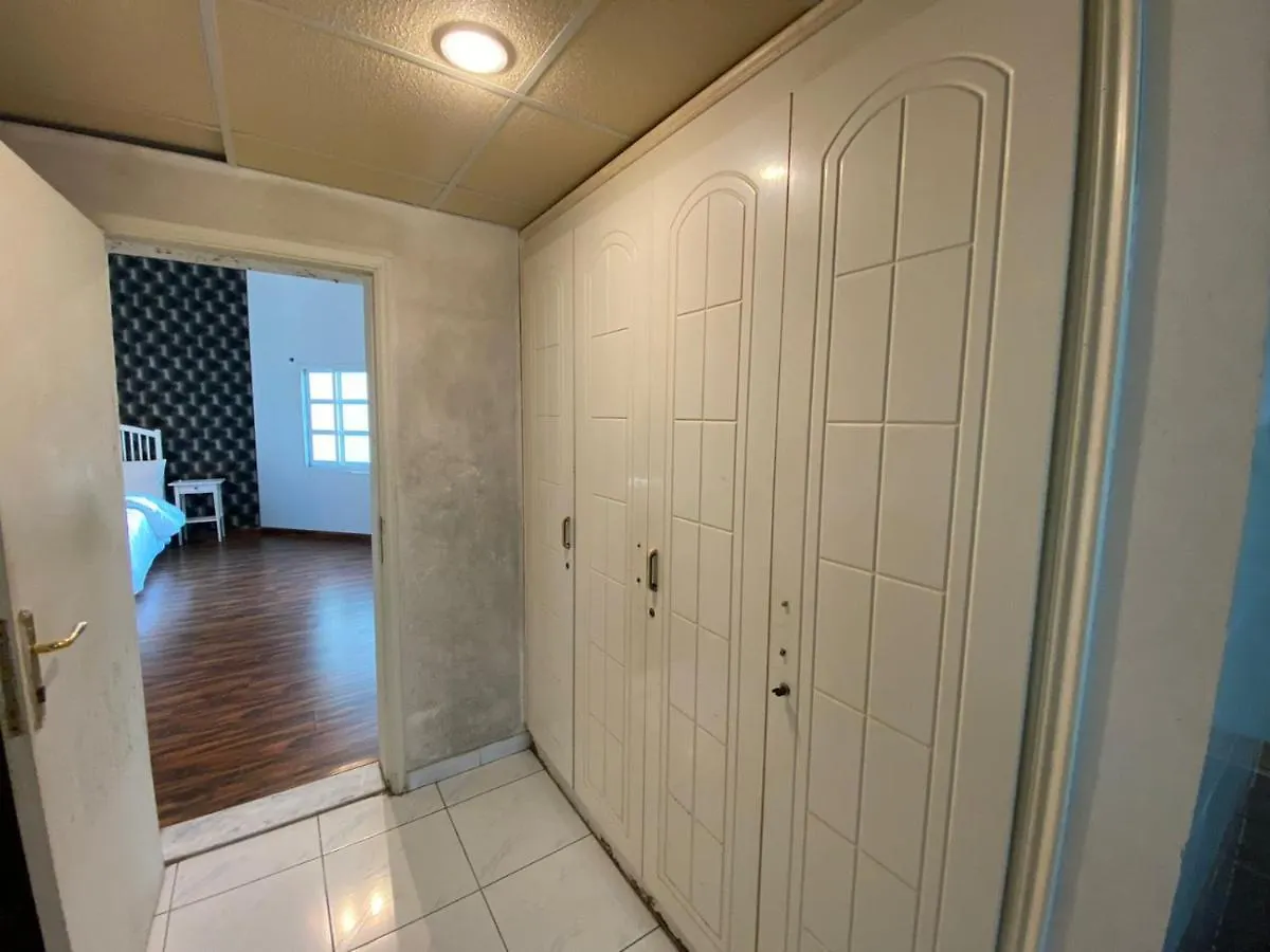 Relaxing Private Rooms In Compound Housing Near Burj Alarab Villa 124 Dubai Homestay