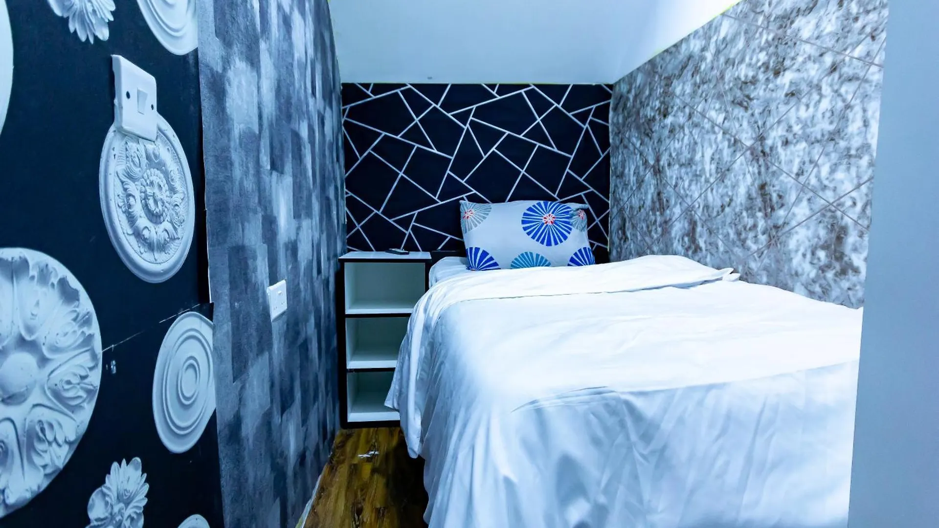 Homestay Relaxing Private Rooms In Compound Housing Near Burj Alarab Villa 124 Dubai United Arab Emirates