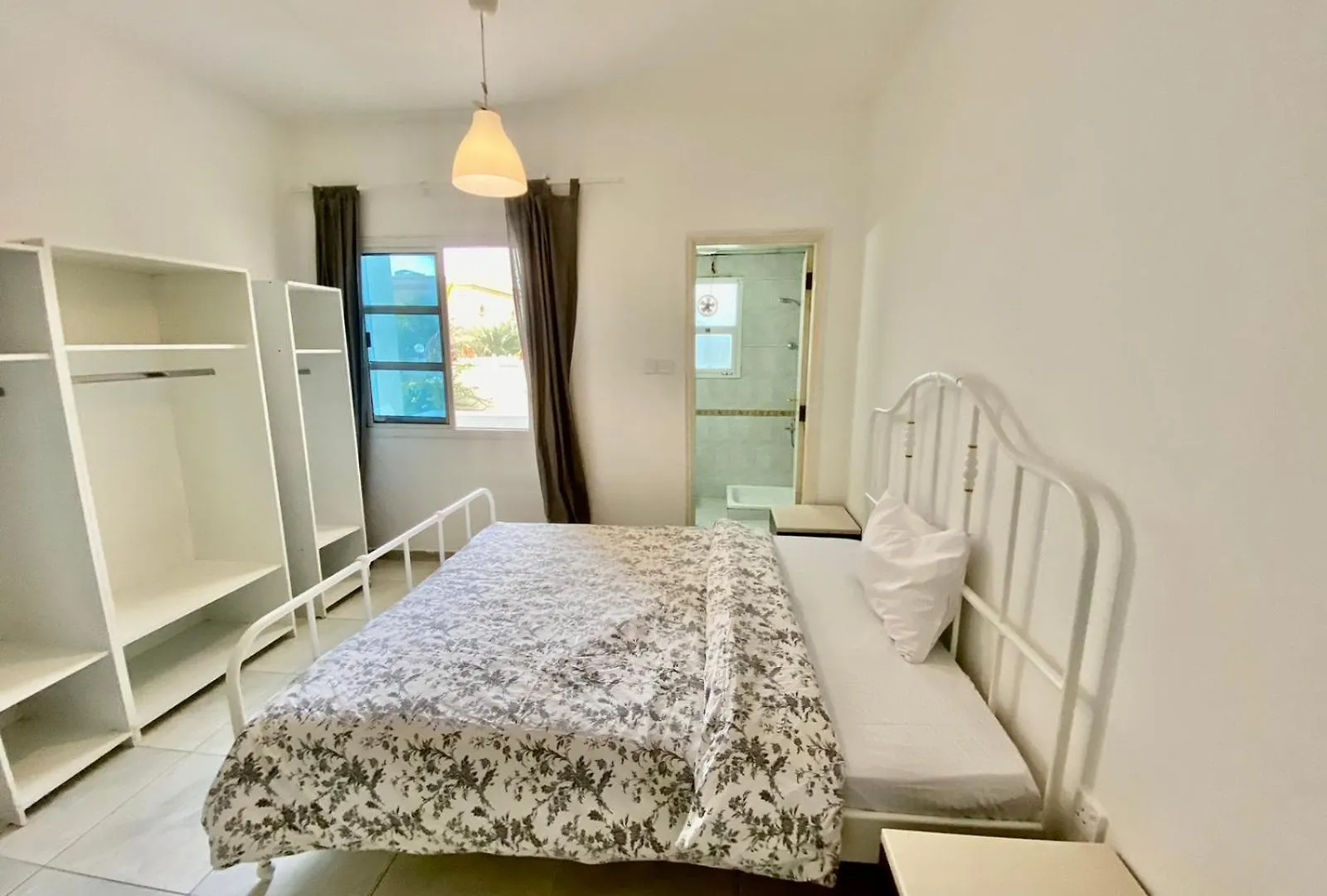 Relaxing Private Rooms In Compound Housing Near Burj Alarab Villa 124 Dubai 0*,