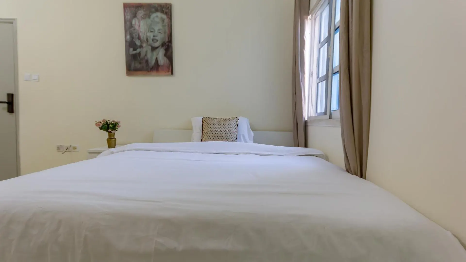 Homestay Relaxing Private Rooms In Compound Housing Near Burj Alarab Villa 124 Dubai